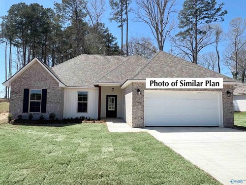 126 Parvin Way Dr, Hazel Green, AL, 35750-6602 | Card Image