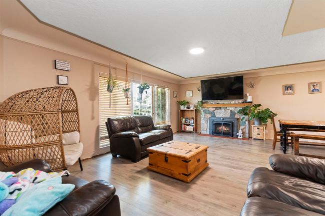 538 3rd Avenue, House other with 4 bedrooms, 3 bathrooms and 8 parking in Hope BC | Image 7