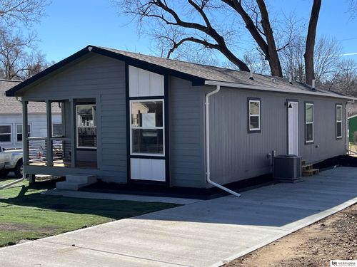 6775 Hamilton St, Omaha, NE, 68132-1143 | Card Image