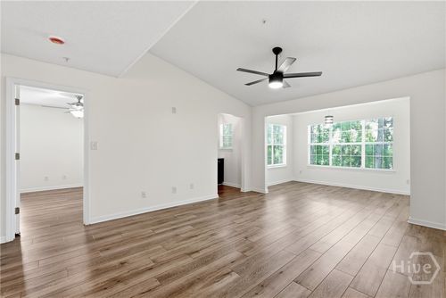3302 Walden Park Dr, Savannah, GA, 31410-2193 | Card Image