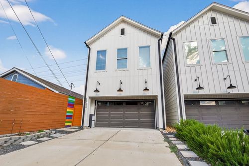 b-4508 Hardy St, Houston, TX, 77009-3528 | Card Image