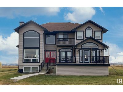 21251 Township Road 524, House other with 6 bedrooms, 5 bathrooms and null parking in Ardrossan AB | Image 1