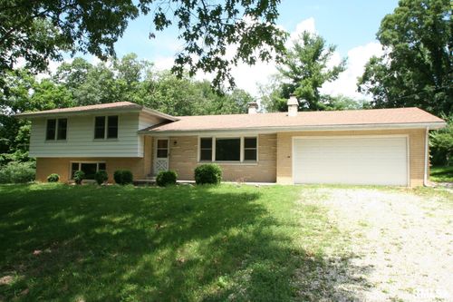 29724 Allentown Rd, Mackinaw, IL, 61755-9402 | Card Image