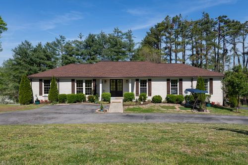 2221 Castlewood Dr, Franklin, TN, 37064-4912 | Card Image