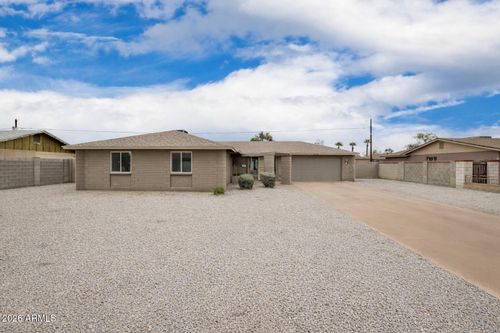 4709 N 62nd Ave, Phoenix, AZ, 85033-2129 | Card Image