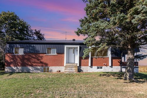 12121 Liscumb Rd, Winchester, ON, K0C2K0 | Card Image