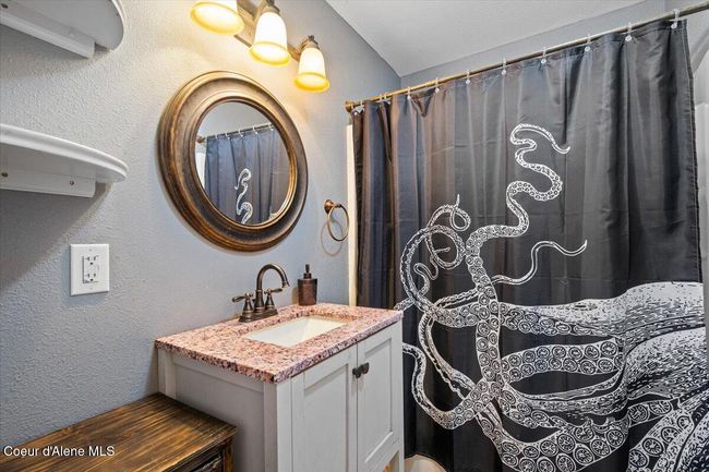 404 W Mullan Ave, House other with 4 bedrooms, 2 bathrooms and null parking in Kellogg ID | Image 16