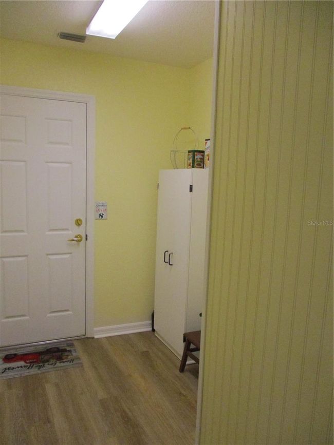 mud room | Image 37
