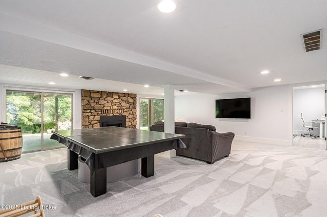 2918 Spickert Knob Rd, House other with 5 bedrooms, 4 bathrooms and null parking in Floyds Knobs IN | Image 58