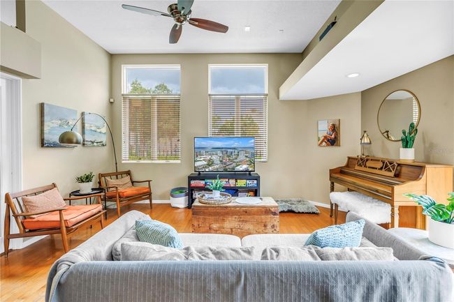 APT-1 - 200 Cocoanut Ave, Condo with 2 bedrooms, 3 bathrooms and null parking in SARASOTA FL | Image 18