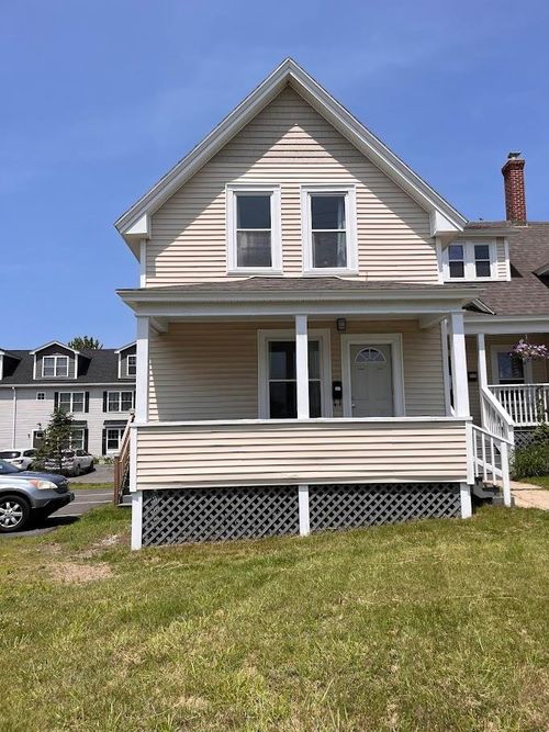 408 Porter Street, Manchester, NH, 03103 | Card Image