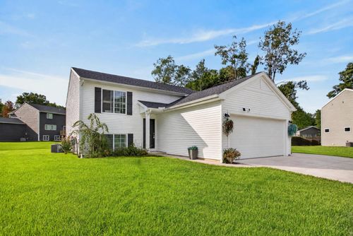 378 Lotz Ct, Wayland, MI, 49348-1481 | Card Image