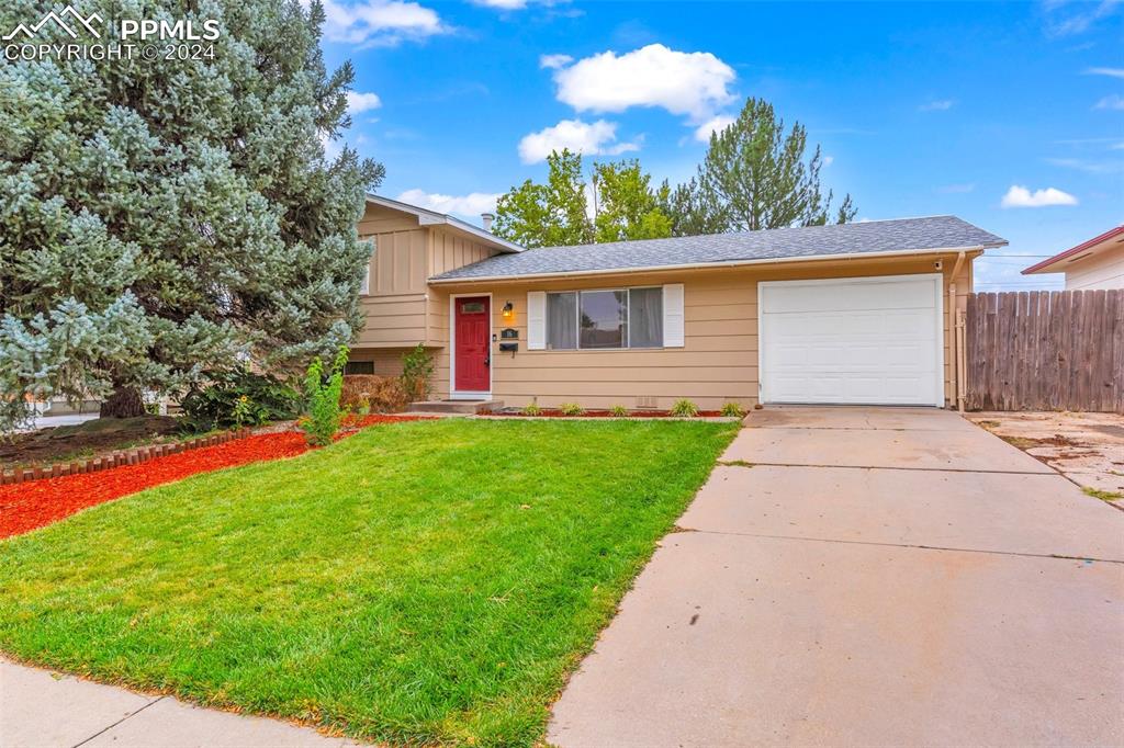 Macgregor Rd, Pueblo, CO 81001