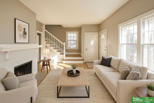 1050 S 35th Ave, Omaha, NE, 68105-1904 | Card Image