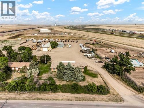 156164 Charles St, Dunmore, AB, T1B0K9 | Card Image
