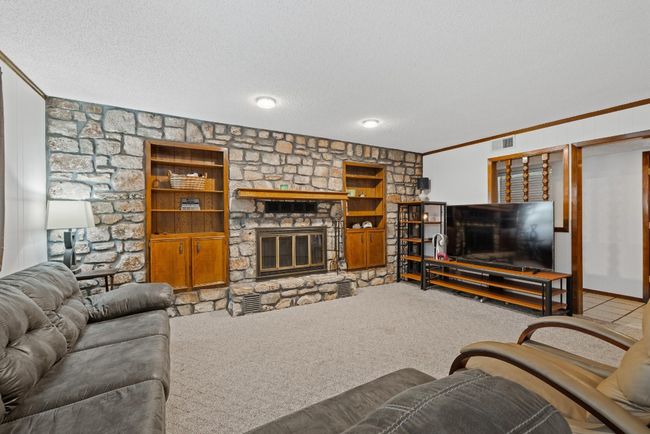 1303 Creekview Dr, House other with 4 bedrooms, 3 bathrooms and null parking in Round Rock TX | Image 7