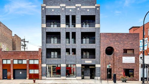 5w-5630 N Broadway St, Chicago, IL, 60660-4414 | Card Image