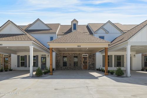 190 Emerite Dr, Lafayette, LA, 70506-6220 | Card Image