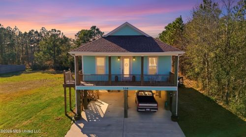 209 White Harbor Rd, Long Beach, MS, 39560-5611 | Card Image