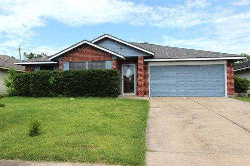 11022 Bradford Way Dr, Houston, TX, 77075-2443 | Card Image