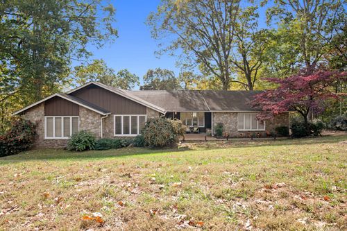 5710 Queen Aire Ln, Chattanooga, TN, 37415-7024 | Card Image