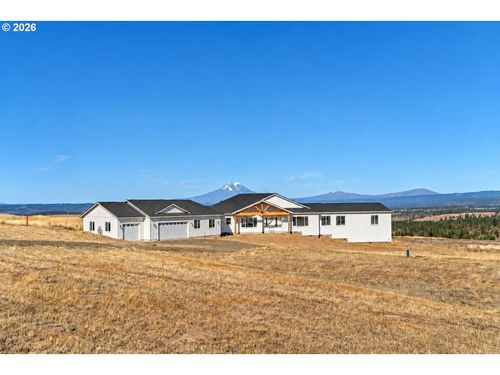823 Horseshoe Bend Rd, Centerville, WA, 98613-2310 | Card Image
