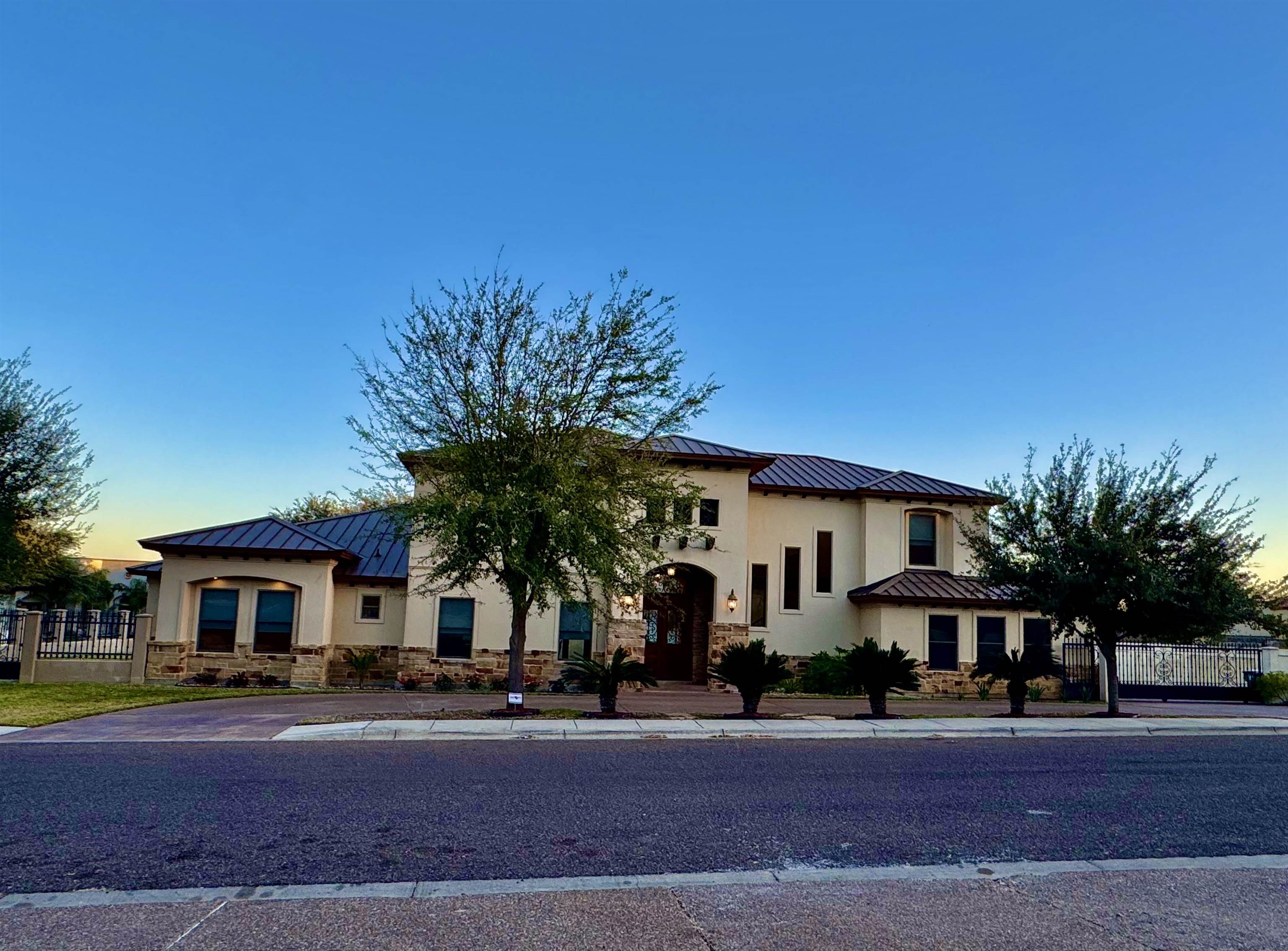 Residential in Laredo