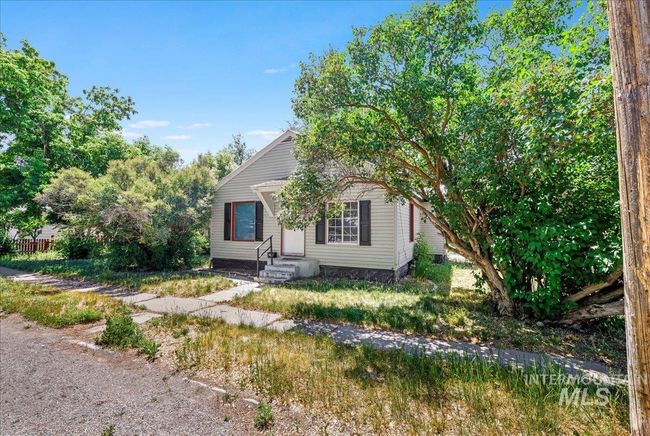 202 E 2 Nd St, Home with 5 bedrooms, 2 bathrooms and 2 parking in Shoshone ID | Image 21