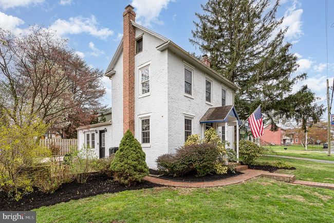 217 Market St, House other with 3 bedrooms, 2 bathrooms and null parking in BAINBRIDGE PA | Image 5