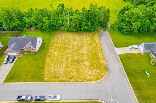 4911 Castlewood Dr, Smiths Creek, MI, 48074-1563 | Card Image