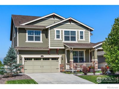 Bright and sunny 2-story home with a walk-out basement | Image 1