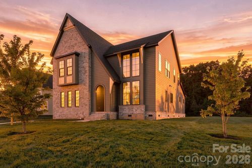 3759 Old Village Dr, Maiden, NC, 28650-9699 | Card Image