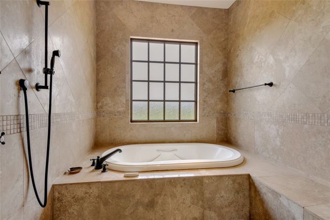 143 Button Bush Trl, House other with 3 bedrooms, 5 bathrooms and null parking in Six Mile SC | Image 39