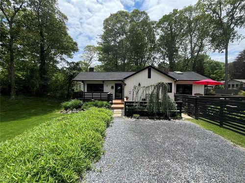 28 Old Cow Path, Miller Place, NY, 11764-2131 | Card Image