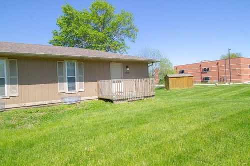 215 West Blvd N, COLUMBIA, MO, 65203-2661 | Card Image