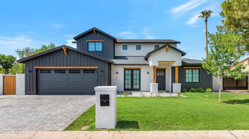 4518 N 39th St, Phoenix, AZ, 85018-3610 | Card Image