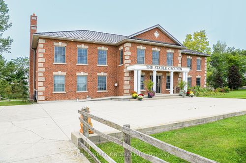 22678 Johnston Line, West Elgin, ON, N0L2N0 | Card Image