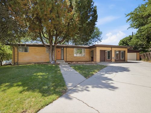 4155 N Crestview Ave, Provo, UT, 84604-4716 | Card Image