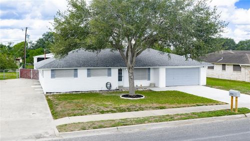 4721 Calallen Dr, Corpus Christi, TX, 78410-4742 | Card Image