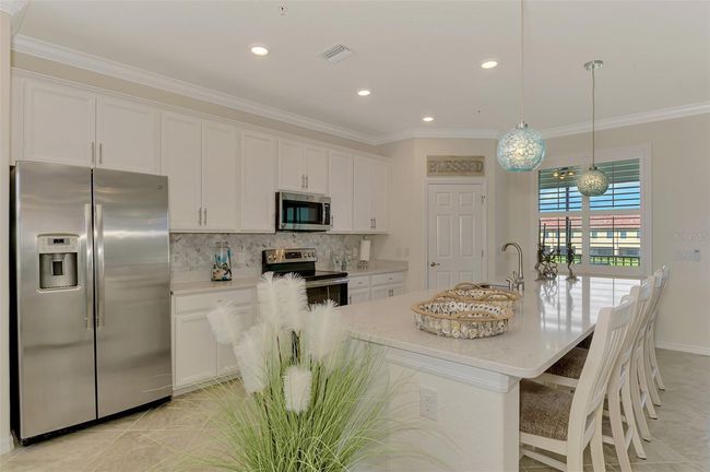 UNIT-201 - 12590 Ghiberti Cir, Condo with 3 bedrooms, 2 bathrooms and null parking in VENICE FL | Image 22