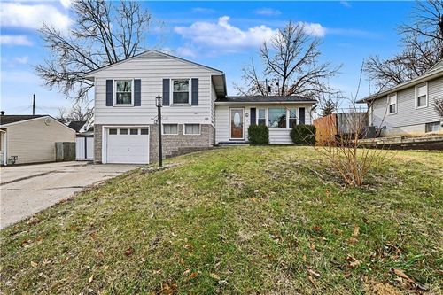 5111 Ne 44th Ter, Kansas City, MO, 64117-1979 | Card Image