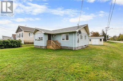 3 Baybreeze Lane, Home with 3 bedrooms, 1 bathrooms and null parking in Grand Barachois NB | Image 3