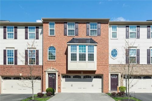 1204 Pointe View Dr, Mars, PA, 16046-8915 | Card Image