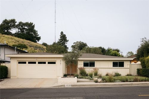 4781 Round Top Dr, LOS ANGELES, CA, 90065-5237 | Card Image