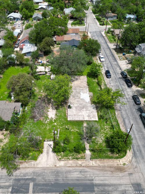 147 H St, San Antonio, TX, 78210-2626 | Card Image
