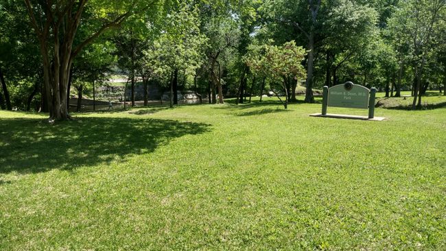 Park across the street | Image 35