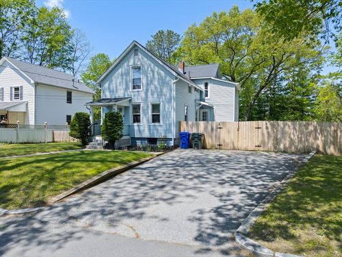 80 Brickett St, Springfield, MA, 01119-1053 | Card Image