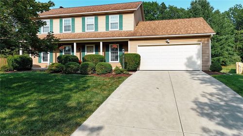 5357 Park Dr, Medina, OH, 44256-8216 | Card Image
