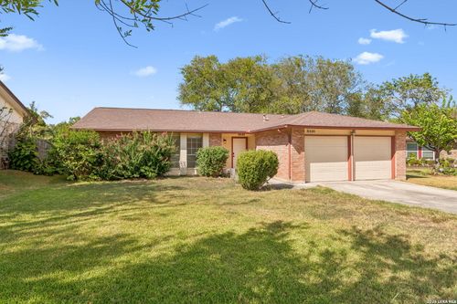 8446 Bent Waters, San Antonio, TX, 78239-2906 | Card Image