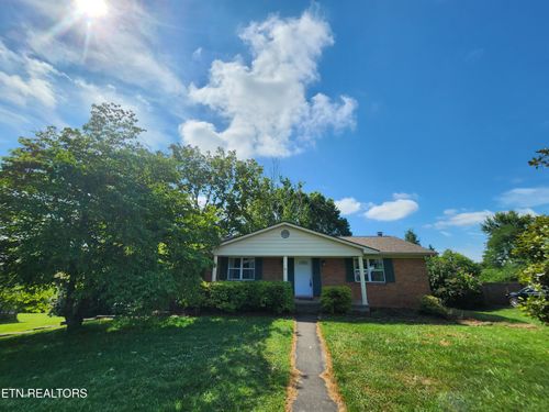2812 Staffordshire Blvd, Powell, TN, 37849-4250 | Card Image